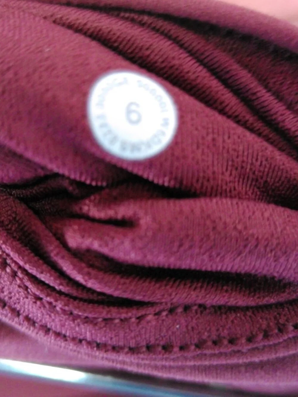 Lululemon Groove Nulu Super High-Rise Flared Pant Size 6 Red Merlot - Picture 4 of 4